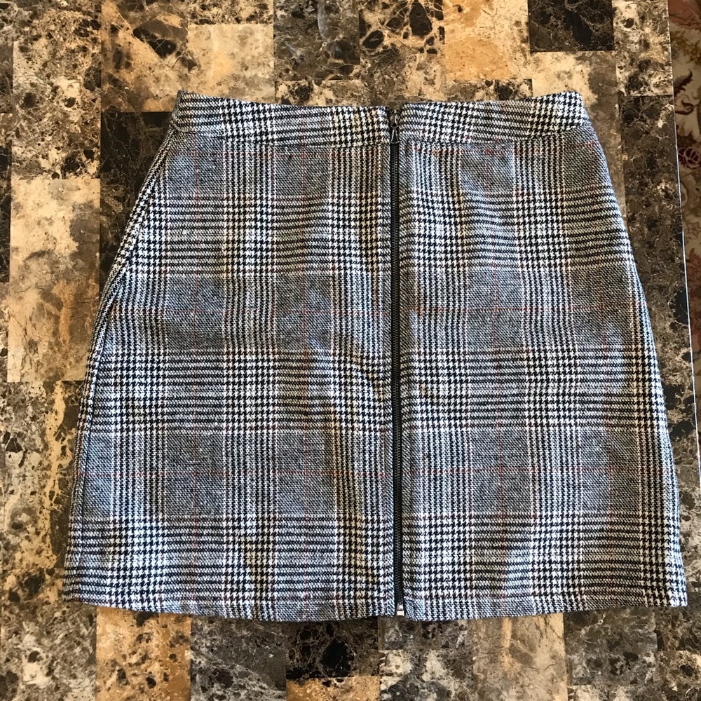 NWT LF Plaid Skirt